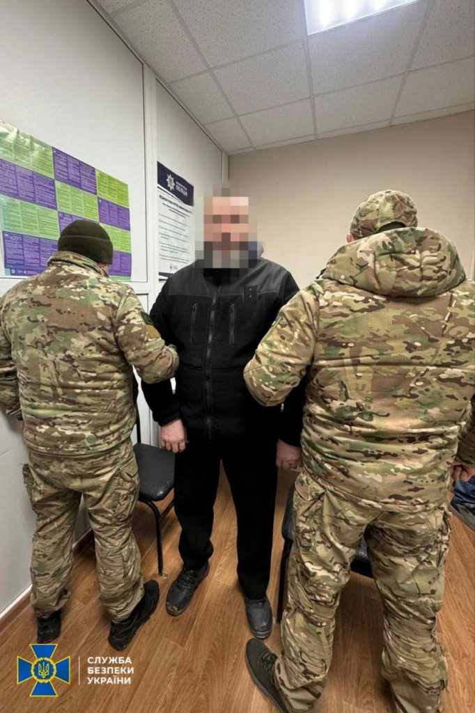 монахов задержали в Харькове