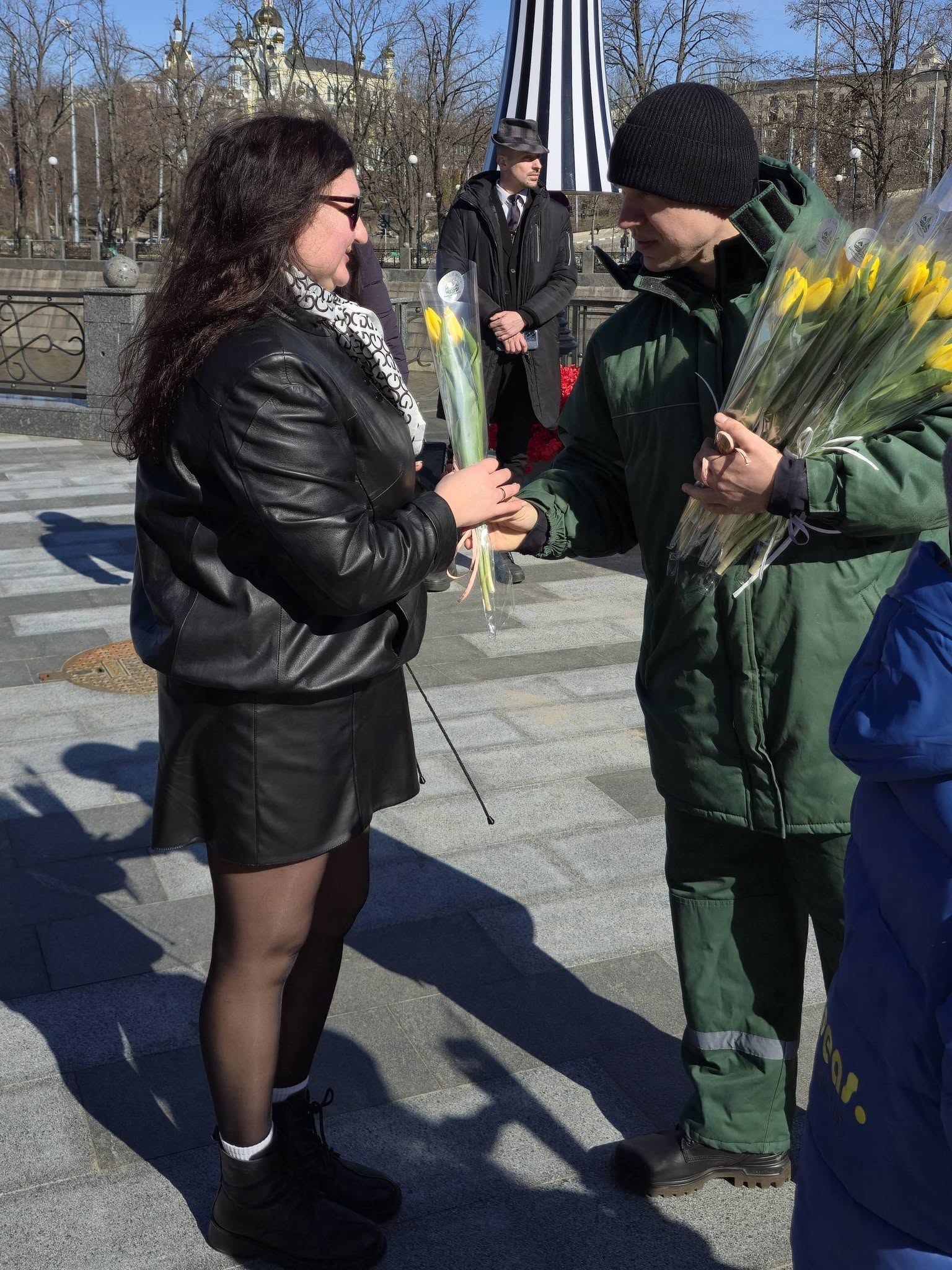 цветы 8 марта дарили харьковчанкам 2026 год 4