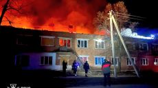 ДСНС: багатоповерхівка горіла в селі на Харківщині після удару РФ
