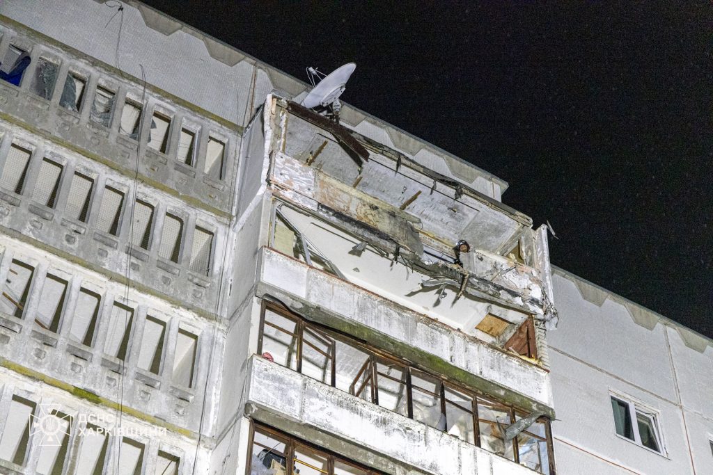 "Прилет" по 9-этажке в Харькове 27 марта