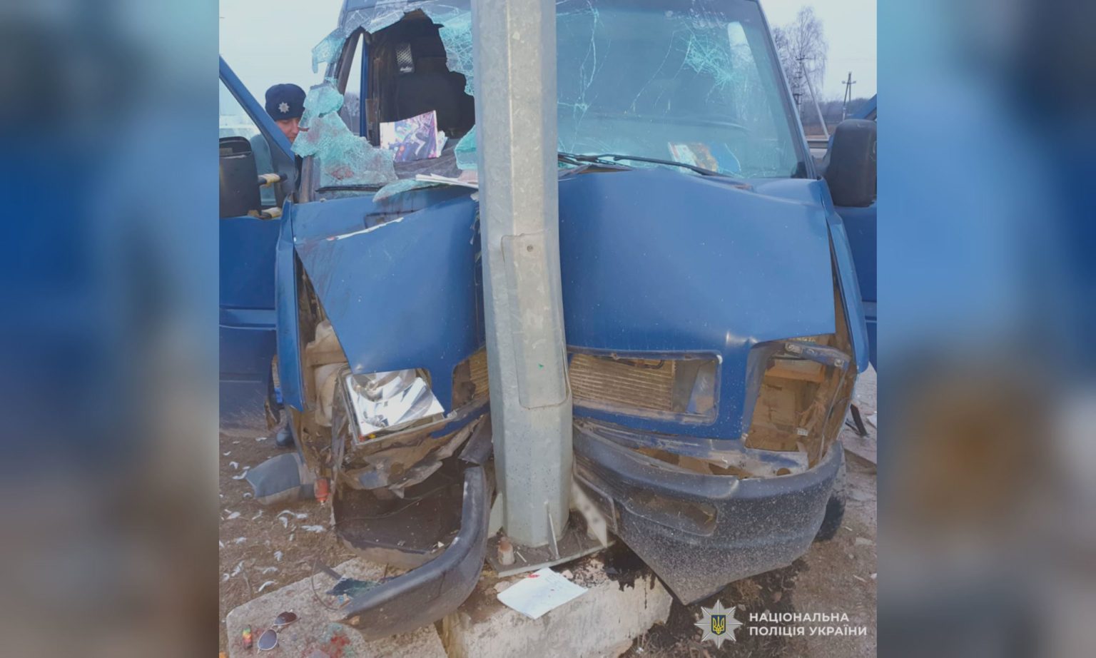 Смертельна ДТП сталася на Харківщині: водій в’їхав в електроопору (фото)