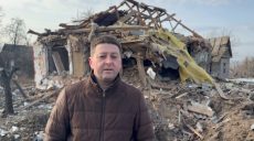 Постраждали шестеро людей, пошкоджені 20 будинків: РФ вдарила по Ізюму (відео)