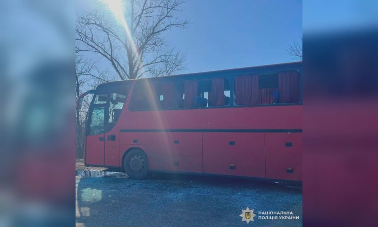 БпЛА ударил по автобусу «Харьков-Великий Бурлук»: есть погибший и пострадавшие