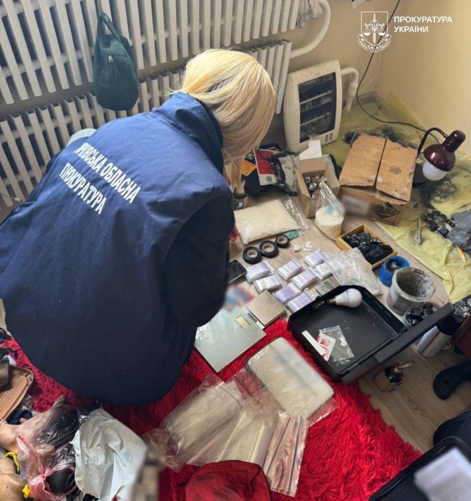 харьковчанин продавал психотропы