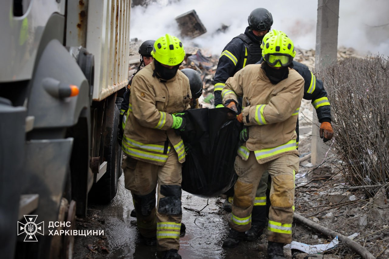 Среди погибших в Харькове учительница с сыном, еще один ребенок в реанимации