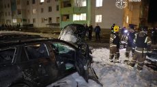 БпЛА впав біля багатоповерхівок у Харкові: згоріли машини, є постраждалі