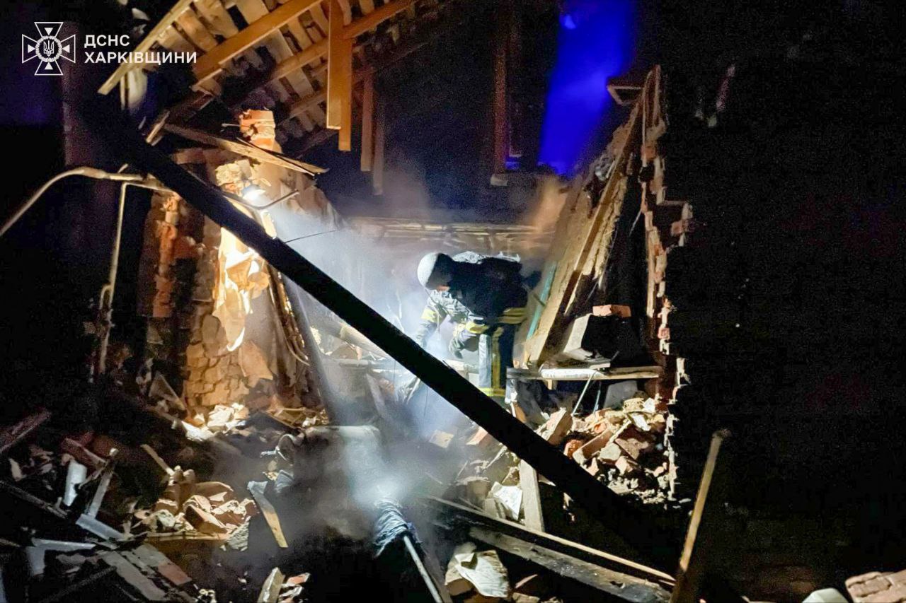 Чоловік загинув, дві жінки поранені: росіяни завдали удару БпЛА по Чугуєву