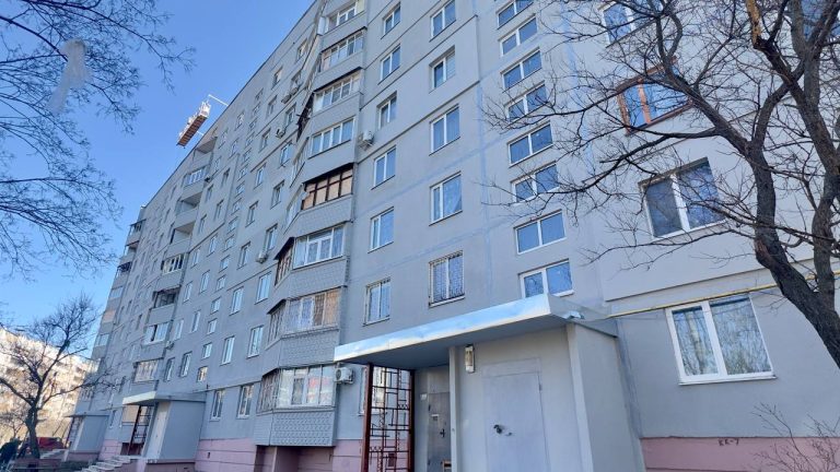 В доме на Соборности Украины в Харькове восстановили кровлю: что еще сделают