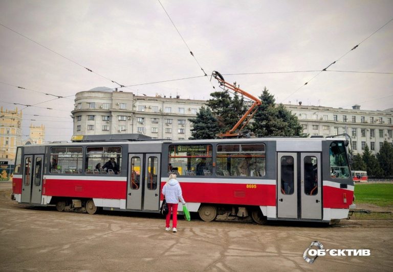 Ряд трамваев и троллейбусов изменит маршрут в Харькове 4 апреля