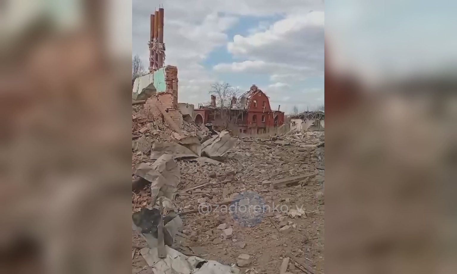 Ж/д-станцию ​​и центр поселка Казачья Лопань разрушили россияне на Харьковщине