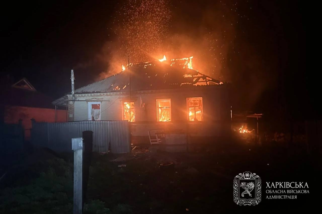 Двое людей пострадали ночью в Балаклее: БпЛА ударил по дому