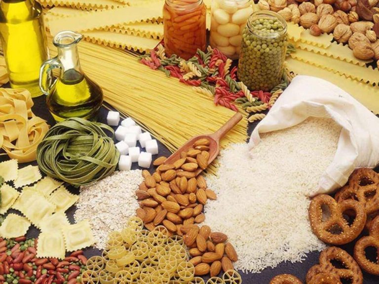 Гречка та пшоно подорожчали майже на 50%, стабільний лише рис – ціни в Харкові