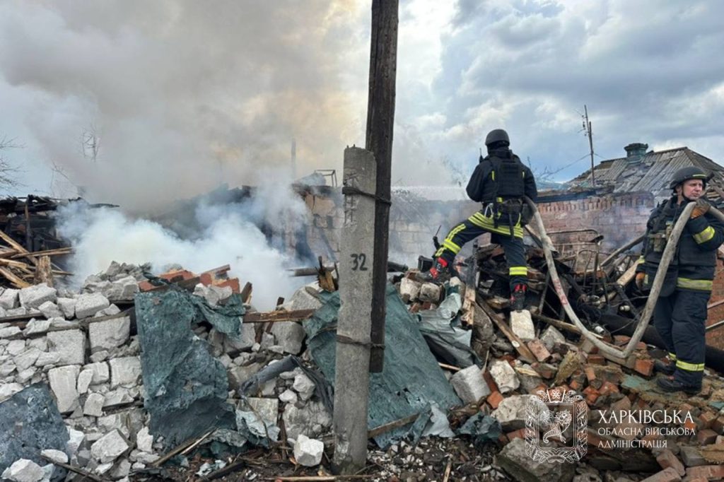 удар по Золочеву