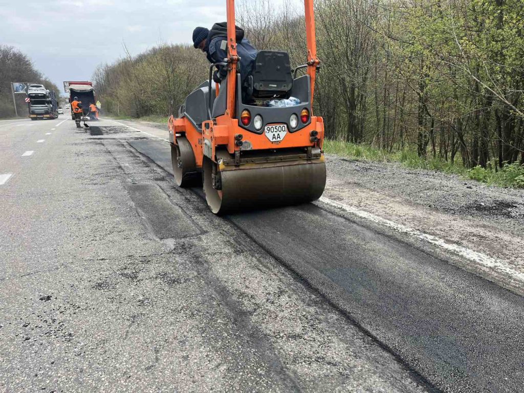 ремонт дорог на Харьковщине
