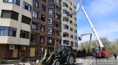 Харьков приходит в себя после ударов: что происходит на местах «прилетов»