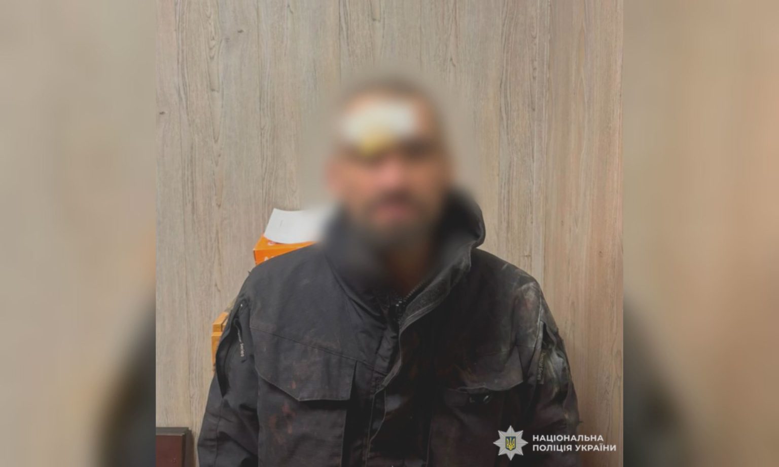 Вырвал телефон из рук: в дом в Харькове залез грабитель – полиция