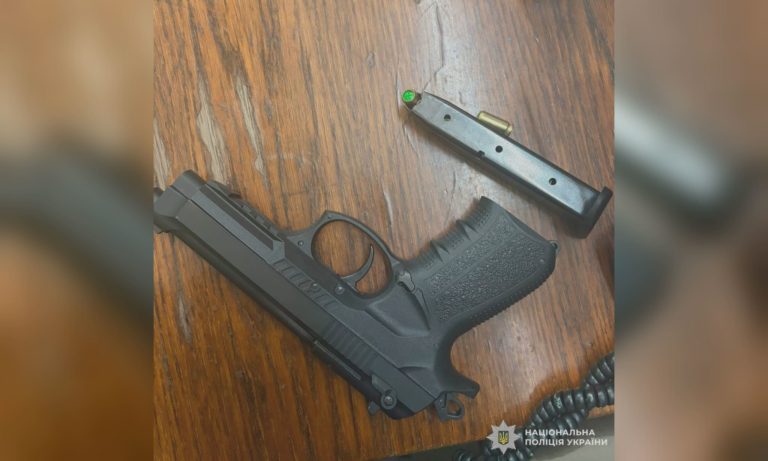 Стрілянина в метро Харкова: поліція відкрила справу, чоловіка опитали