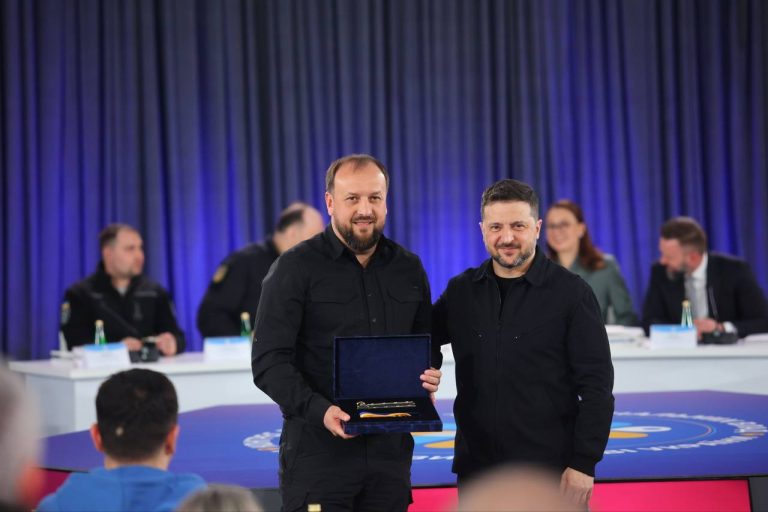 Андрея Беседина с должности главы Купянской ГВА уволил Зеленский