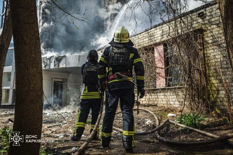 Харьков вновь атаковали: россияне ударили БпЛА, произошел пожар (дополнено)