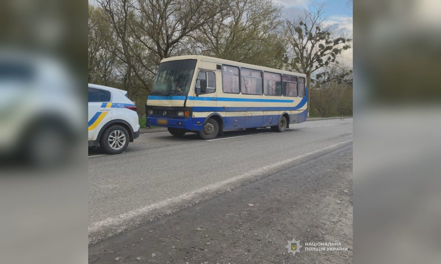 Автобус на смерть збив пішохода під Харковом