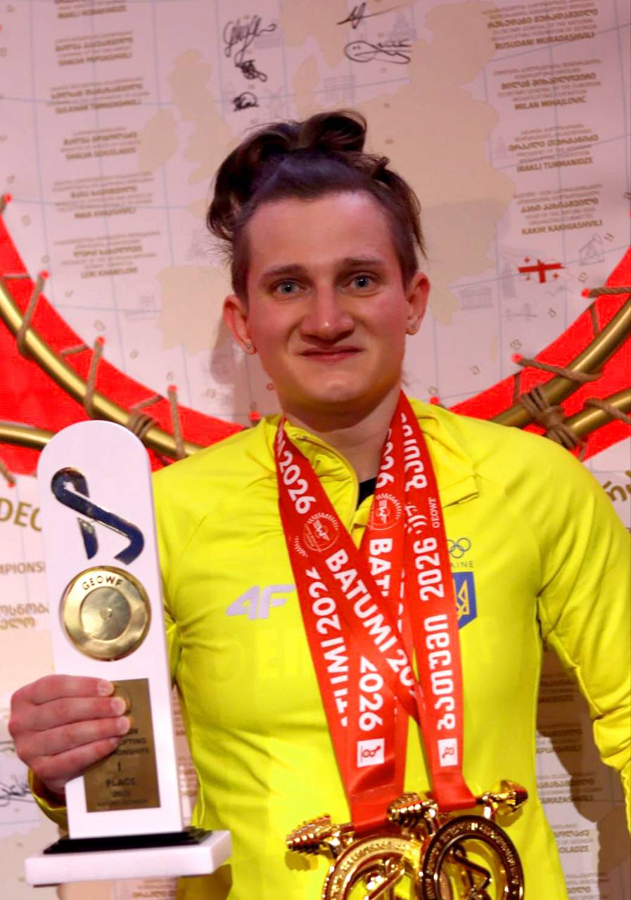 Харьковская тяжелоатлетка Камила Конотоп