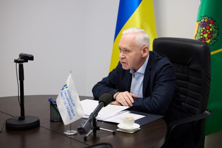 Бюрократия мешает создавать «энергоострова»: мэр Харькова обратился к Кабмину