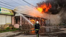 Люди в панике выезжают из города: что происходит на Харьковщине (видео)
