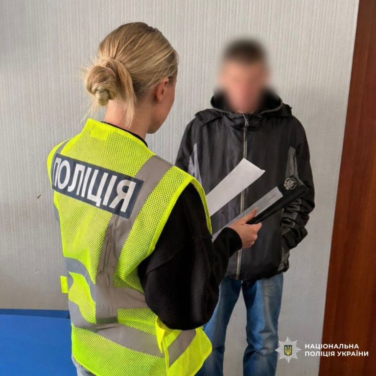 Издевался над родной матерью – в Харькове мужчина может сесть за решетку