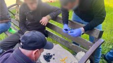 16-летний парень получил подозрение в попытке торговли наркотиками