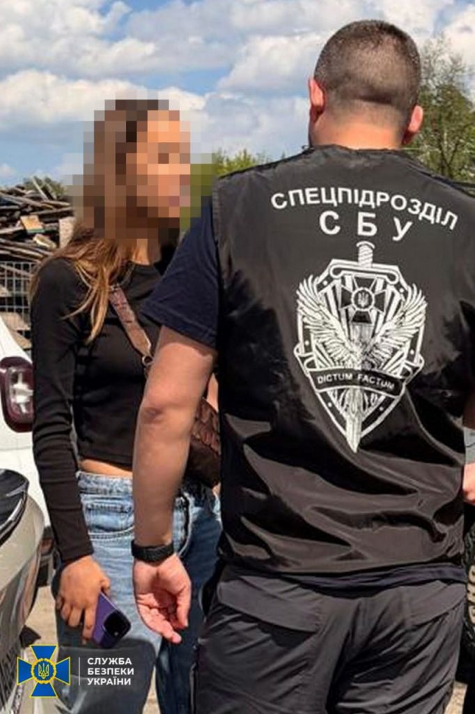 Волонтерша зарабатывала на авто для ВСУ