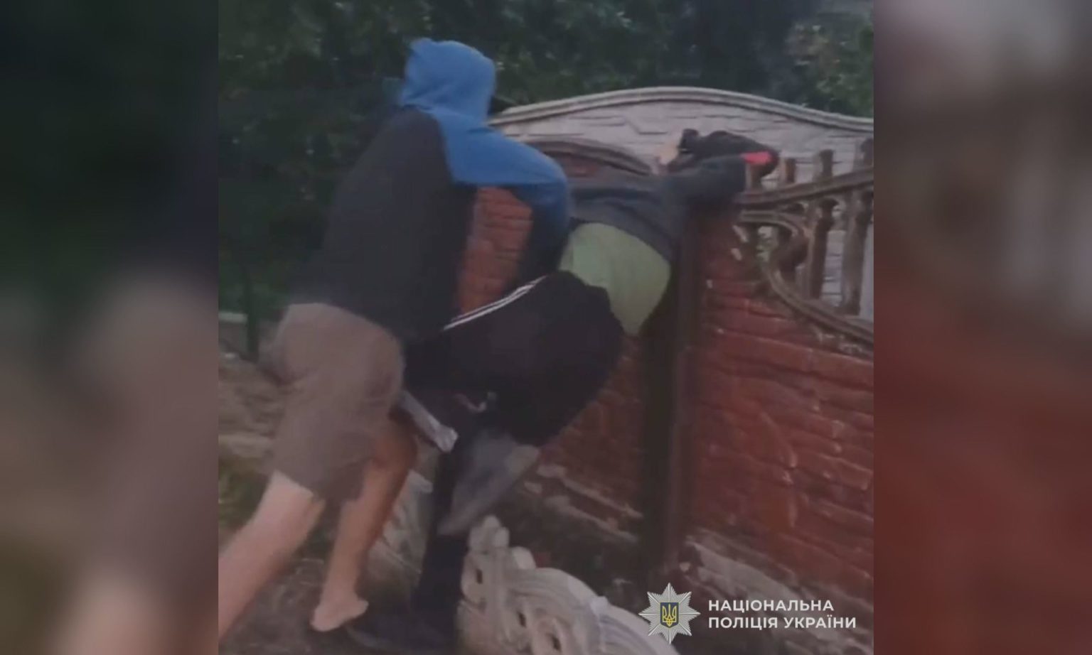 Підлітка побили та зняли це на телефон: копи знайшли підозрюваного