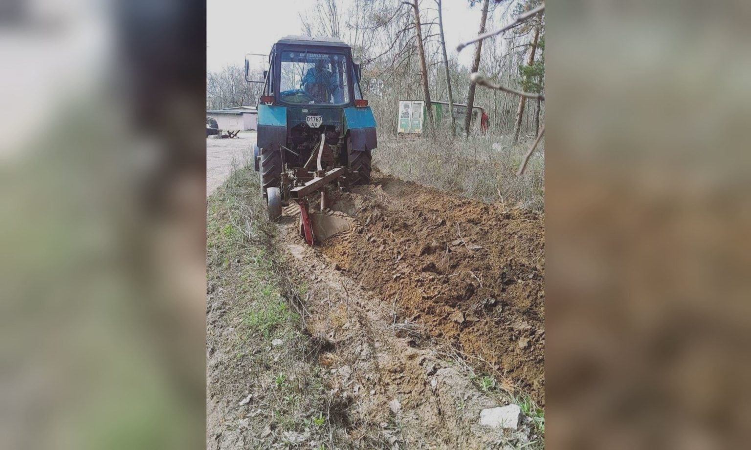 Защита от пожаров: что происходит возле лесов в Харькове (фото)