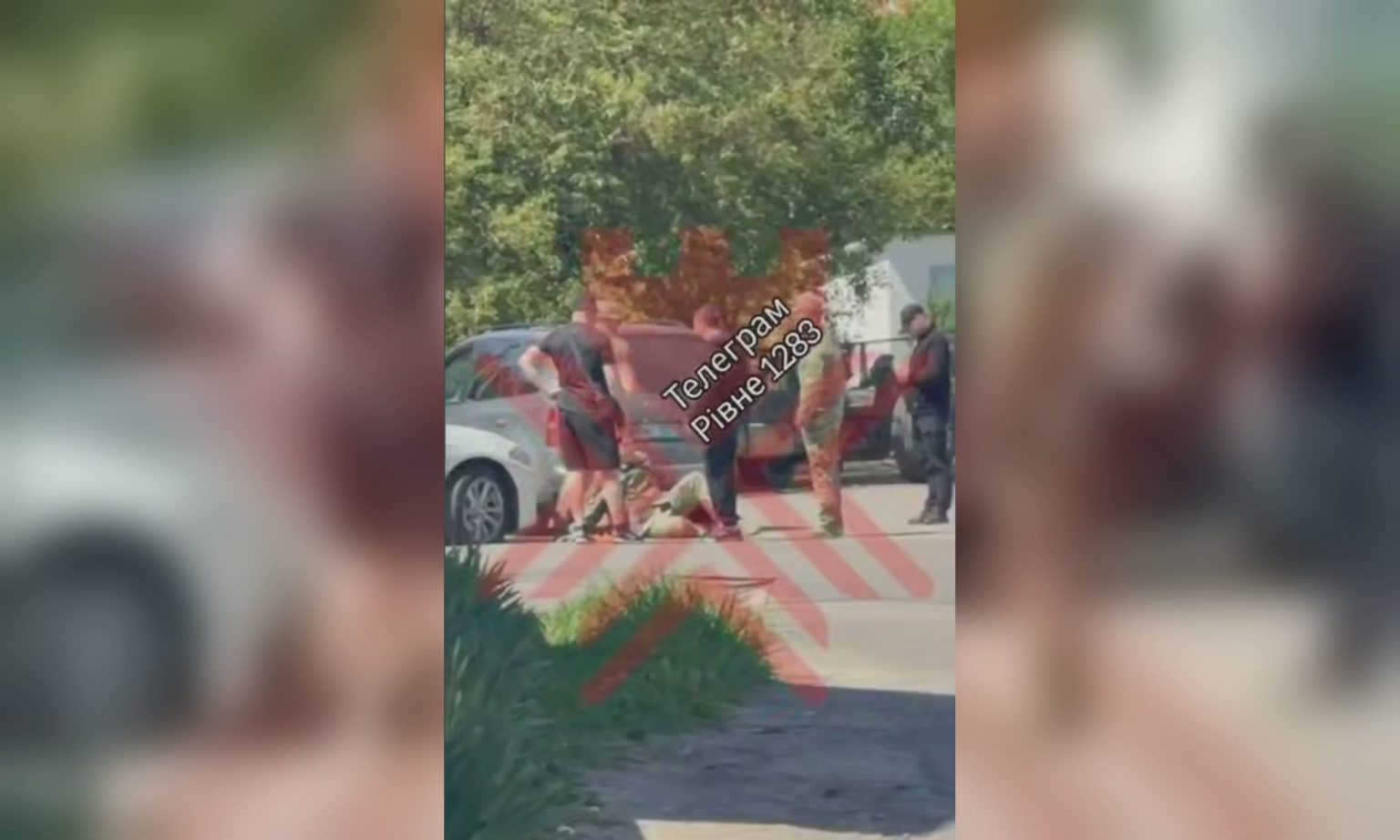 Водій BMW з Харкова збив військового ТЦК у Рівному (відео)