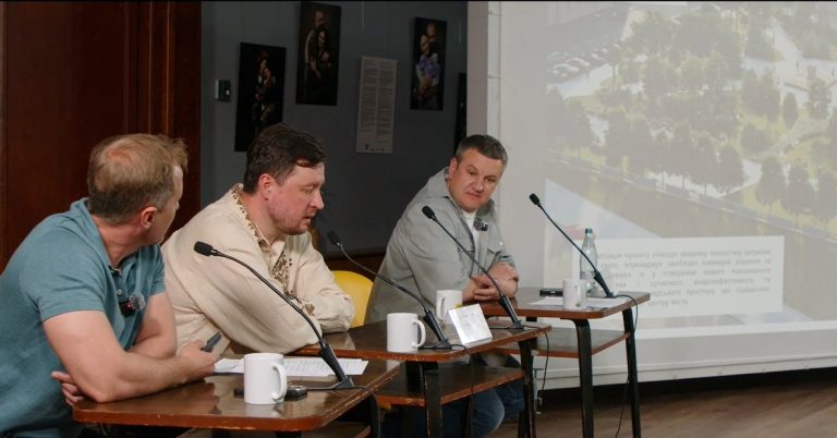 “Уже долітають FPV, які туйки?”: харків’яни не стримувалися з архітекторами 📹