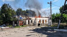 Трое пострадавших, пожар: россияне атаковали Балаклею ударными БпЛА