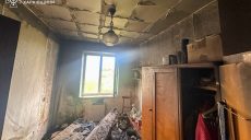 Смертельна пожежа сталася на Харківщині: тіло чоловіка знайшли у квартирі 📷
