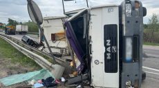 Двое с травмами, среди них – ребенок: ДТП произошло под Харьковом (фото)