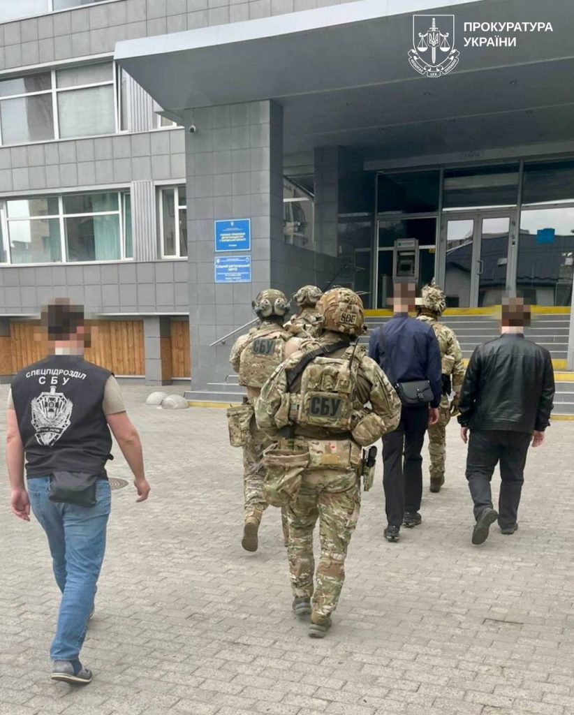 подозрение чиновнику Госгеокадастра в Харьковской области