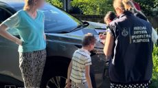 Мать избила маленького мальчика в Харькове – ребенка забрали (видео, фото)