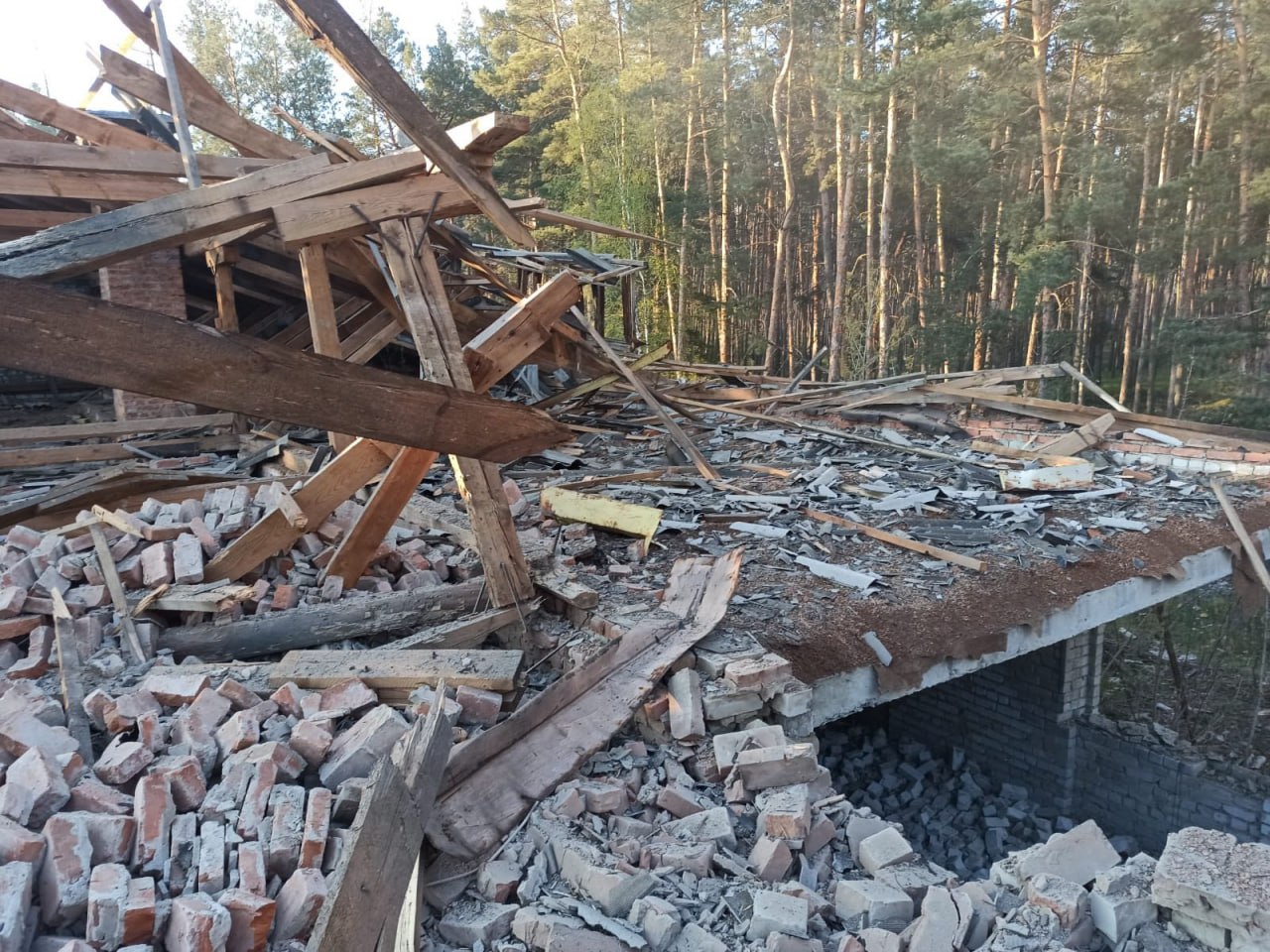 БпЛА атакували Балаклію: місто частково знеструмлене, пошкоджена лікарня