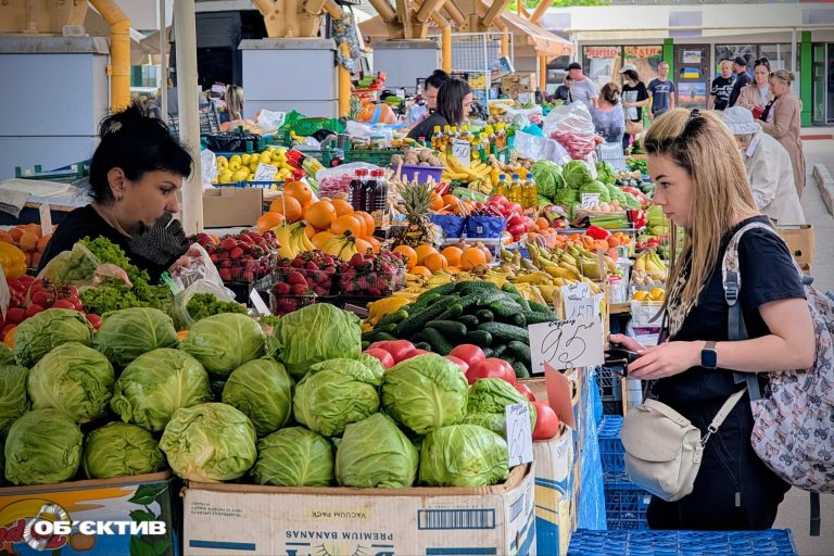 Ранние овощи подорожали за год на 20%: цены в Харькове