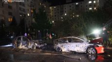 Последствия ночного «прилета» на Салтовке показала ГСЧС: горели машины (фото)