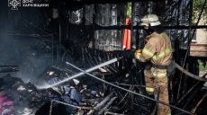 Сьогодні у Харкові горіли торговельні павільйони (фото, відео)