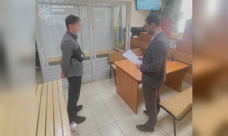 Розбещував дітей та зберігав порно: підозрюють мешканця Харківщини