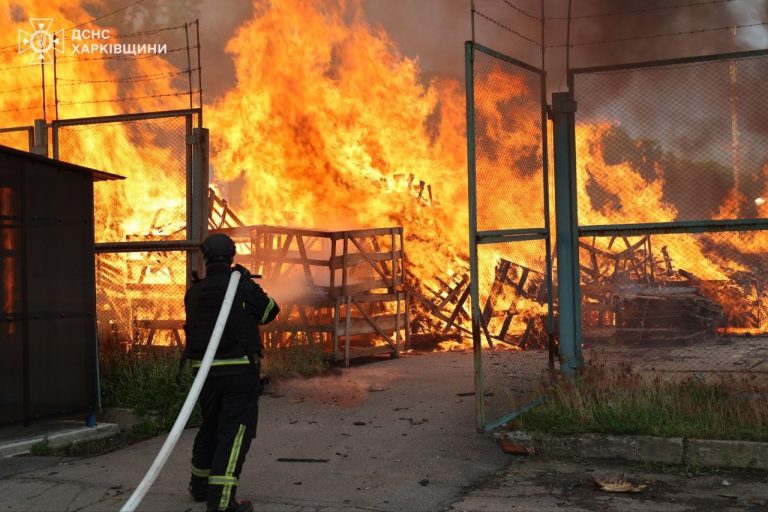 У ДСНС показали фото наслідків нічних ударів по області