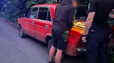 16-річний хлопець розсікав за кермом на Берестинщині і попався копам