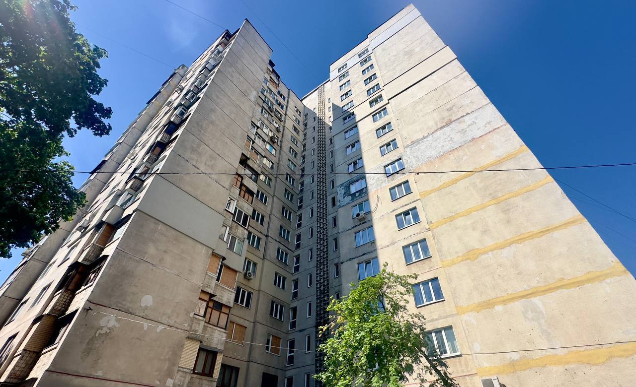 На каком этапе восстановления 16-этажки на Соборности Украины в Харькове