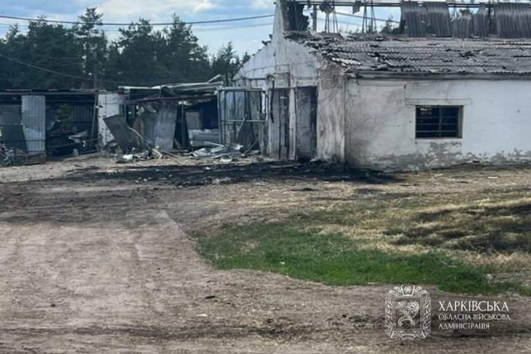 РФ ударила по ферме на Харьковщине: два человека погибли, есть пострадавшие