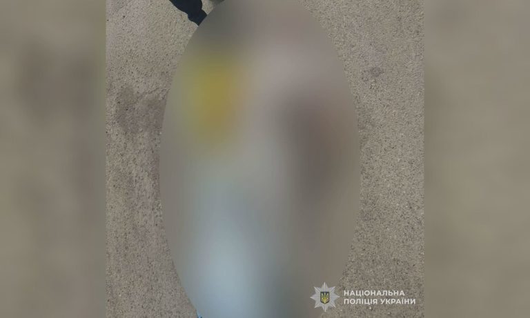 Тело пожилого мужчины нашли возле автостанции в Харькове: полиция разбирается