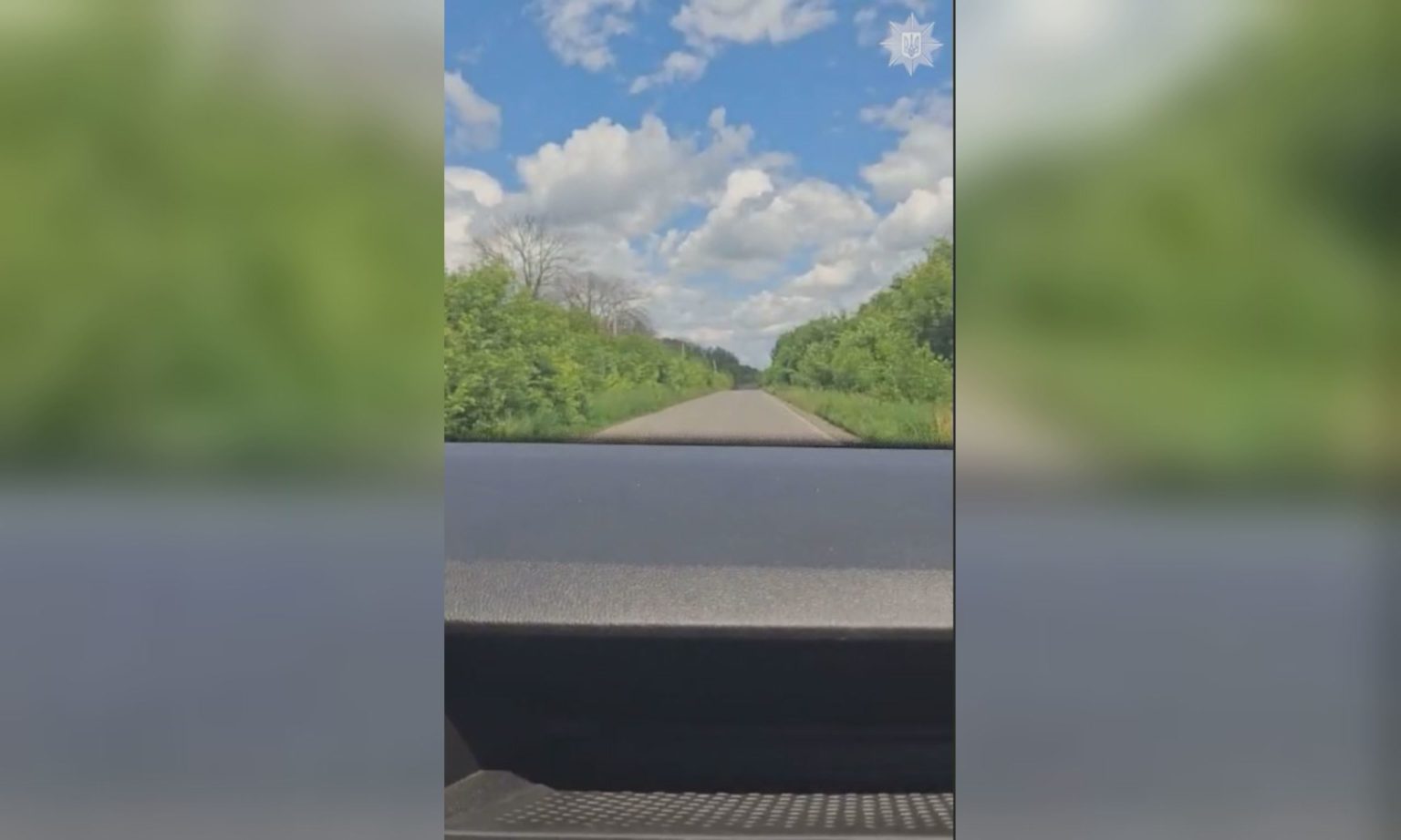 Під час евакуації атакував FPV: як вивозили жінок з селища Слатине (відео)